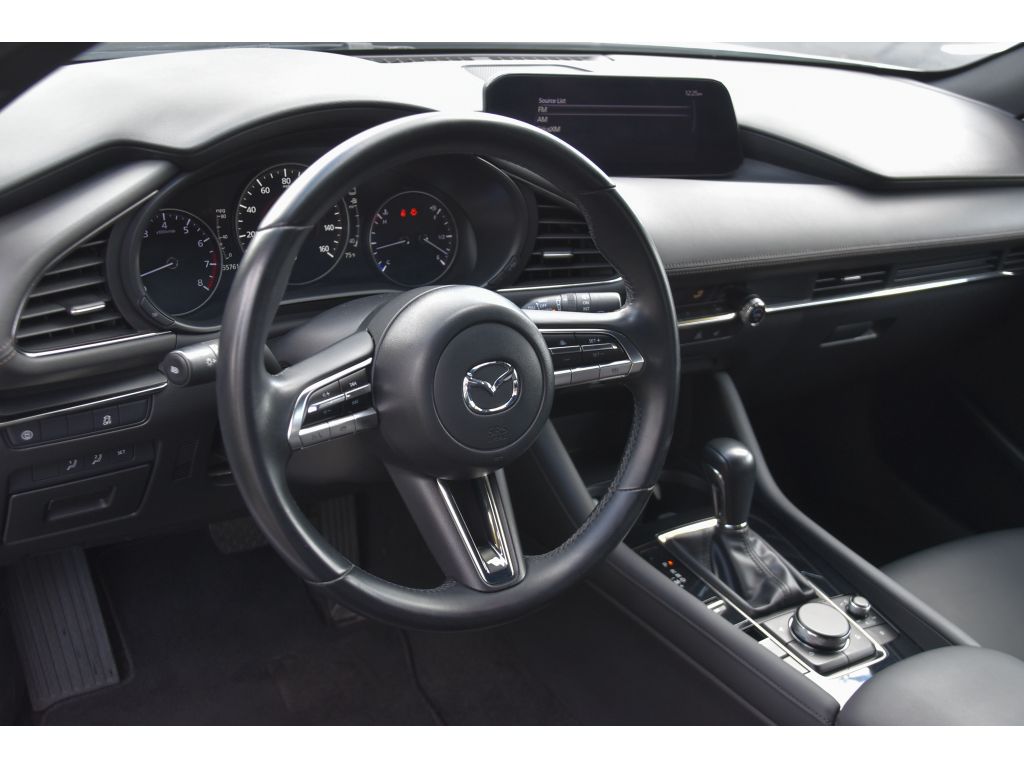 2020 Mazda Mazda3 Hatchback Preferred photo 12