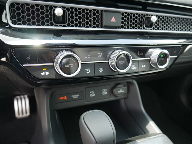 2025 Honda Civic Hatchback Sport Hybrid photo 13
