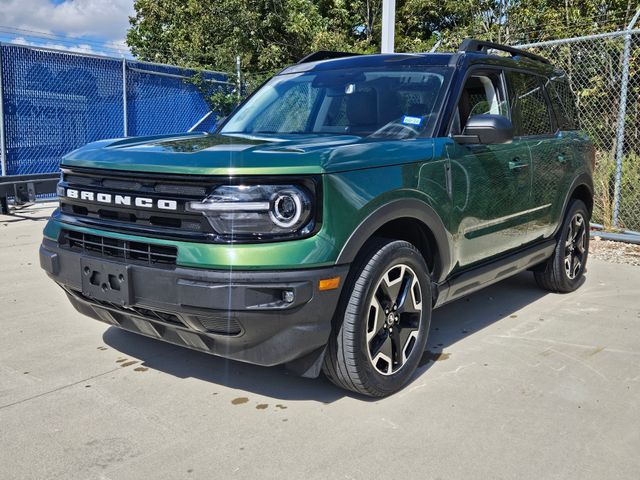 2024 Ford Bronco Sport Outer Banks photo 2