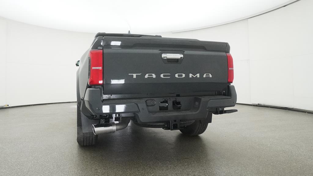2025 Toyota Tacoma Limited photo 15