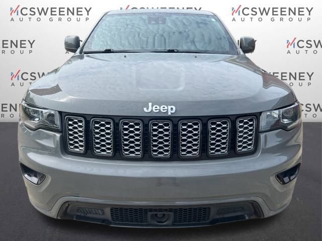 2021 Jeep Grand Cherokee Laredo X photo 2