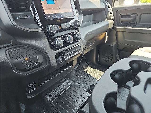 2026 Ram 5500 Tradesman photo 19