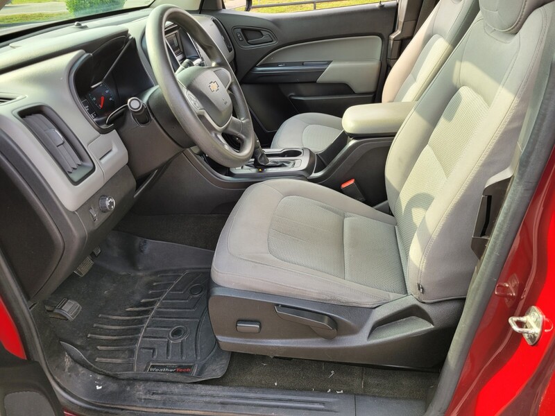 2016 Chevrolet Colorado Work Truck photo 9