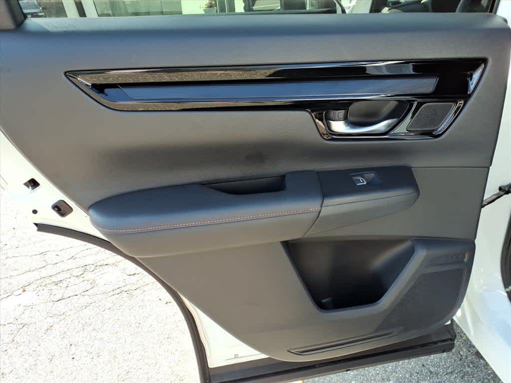 2024 Honda CR-V Hybrid Sport Touring photo 11