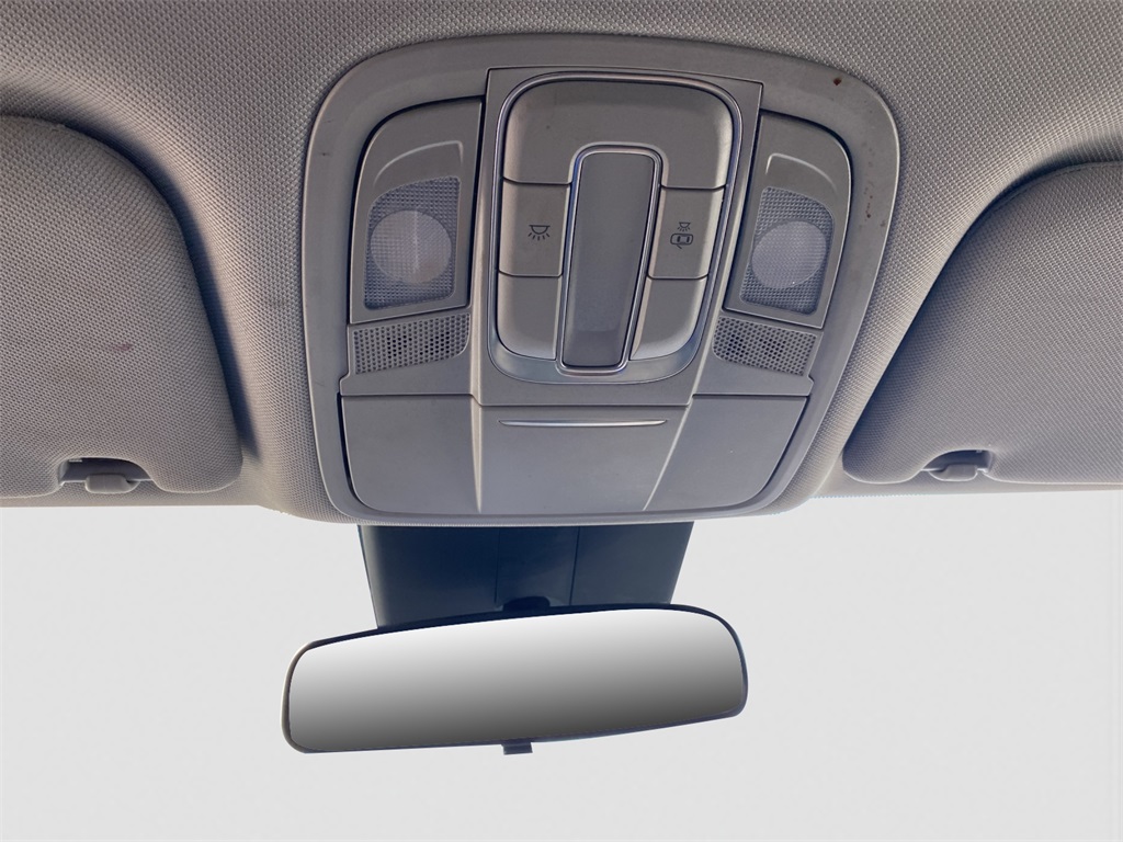 2019 Hyundai Santa Fe SE photo 14