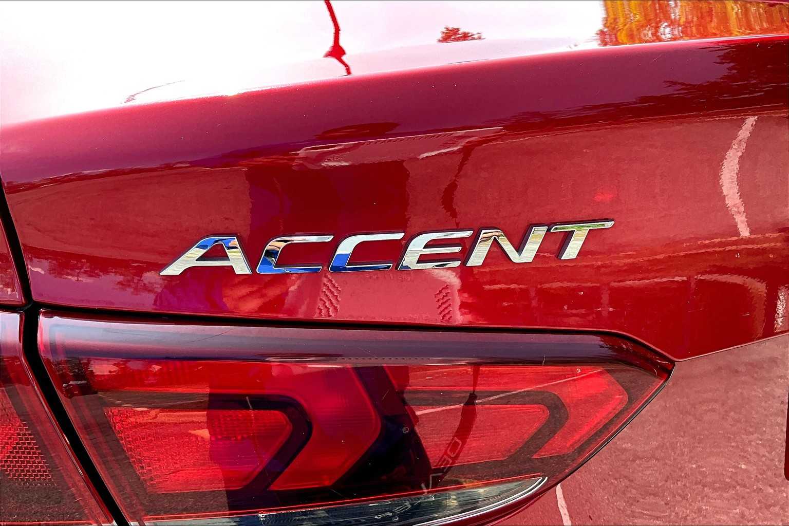 2020 Hyundai Accent SE photo 28