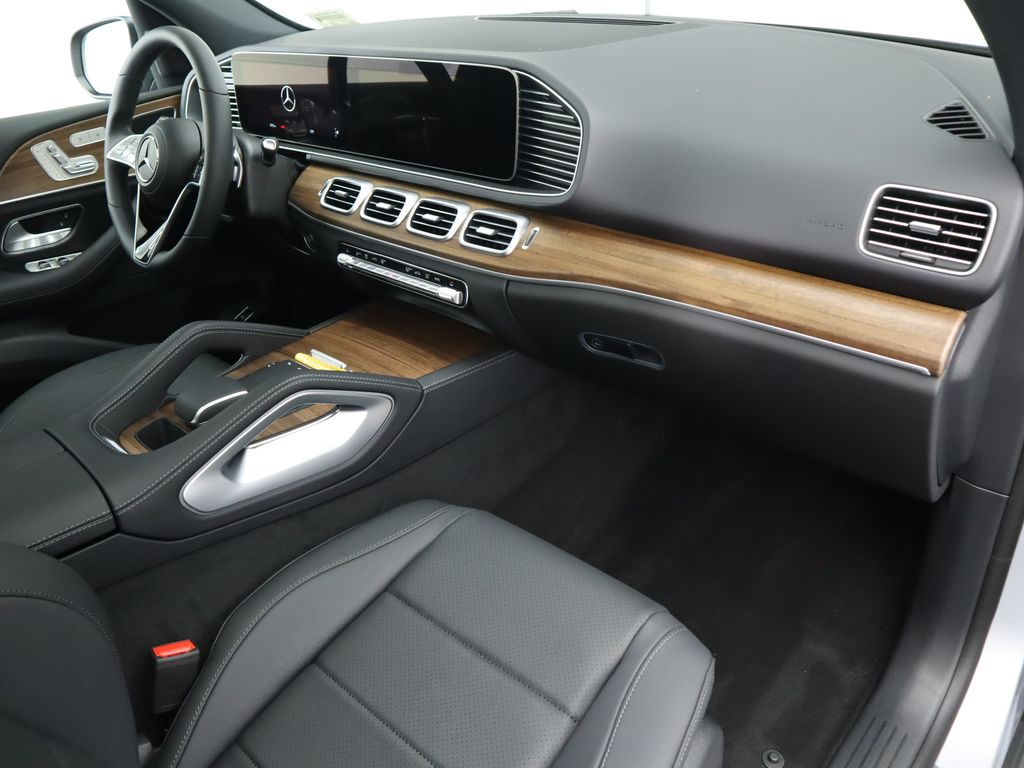 2025 Mercedes Benz GLE 350 4MATIC photo 16