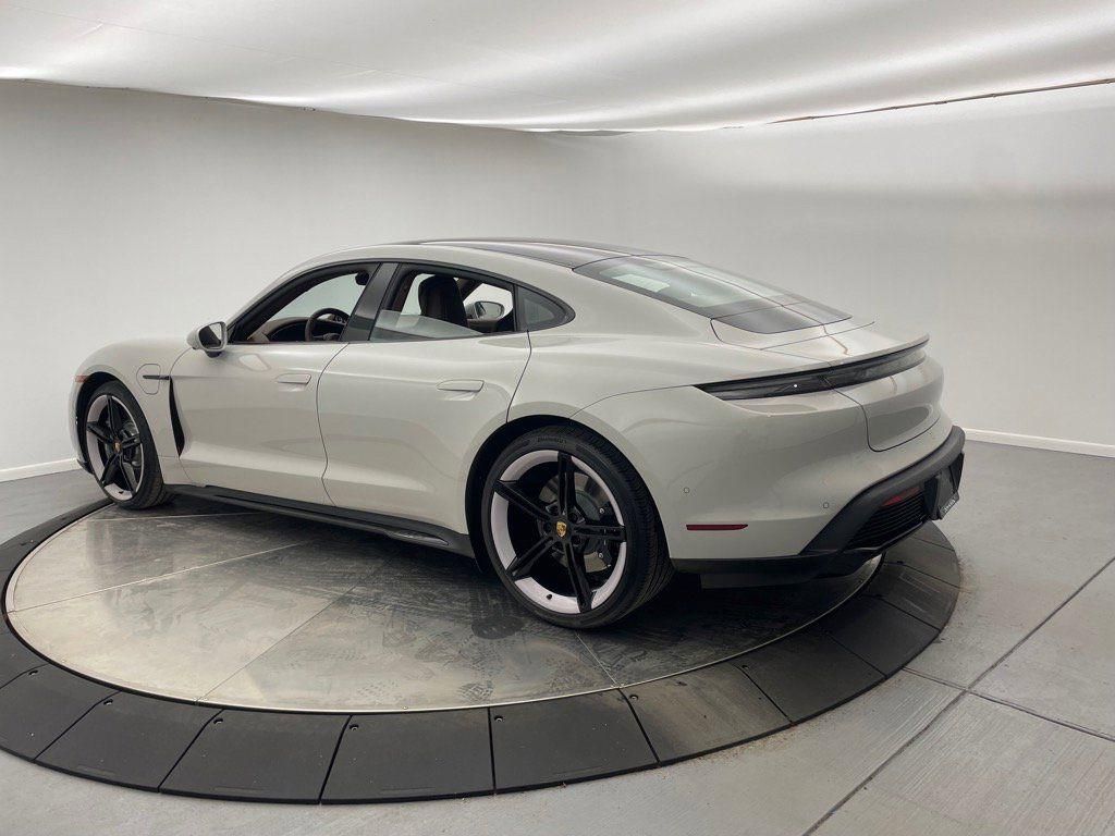 2024 Porsche Taycan GTS photo 3