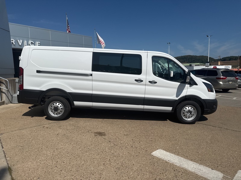 2025 Ford Transit Cargo Van photo 4