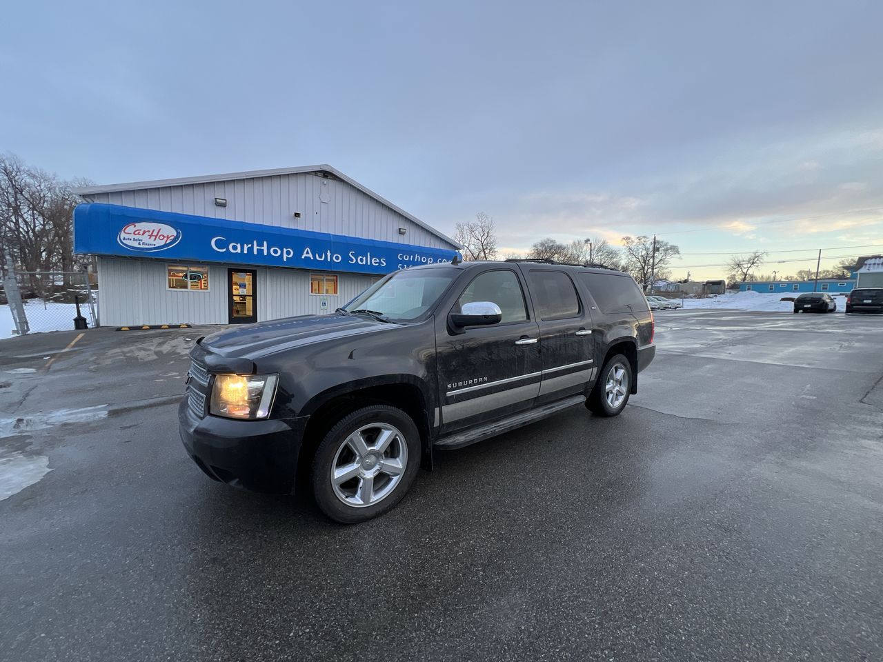 2011 Chevrolet Suburban LTZ's photo