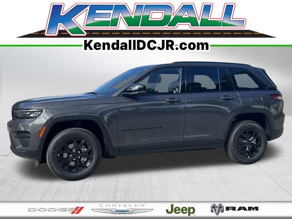 2025 Jeep Grand Cherokee Altitude's photo