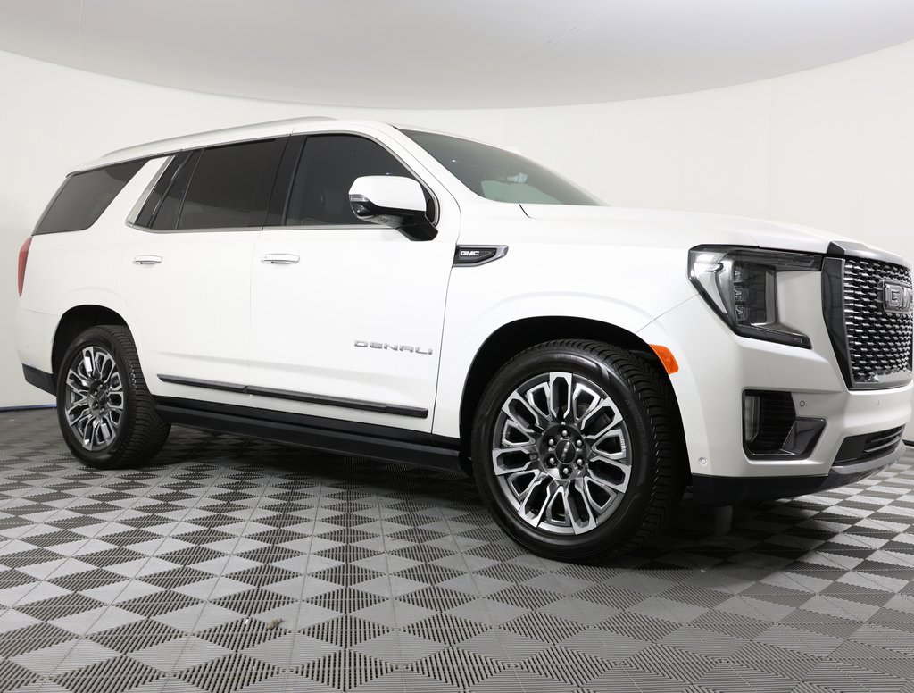 2024 Gmc Yukon Denali Ultimate photo 3