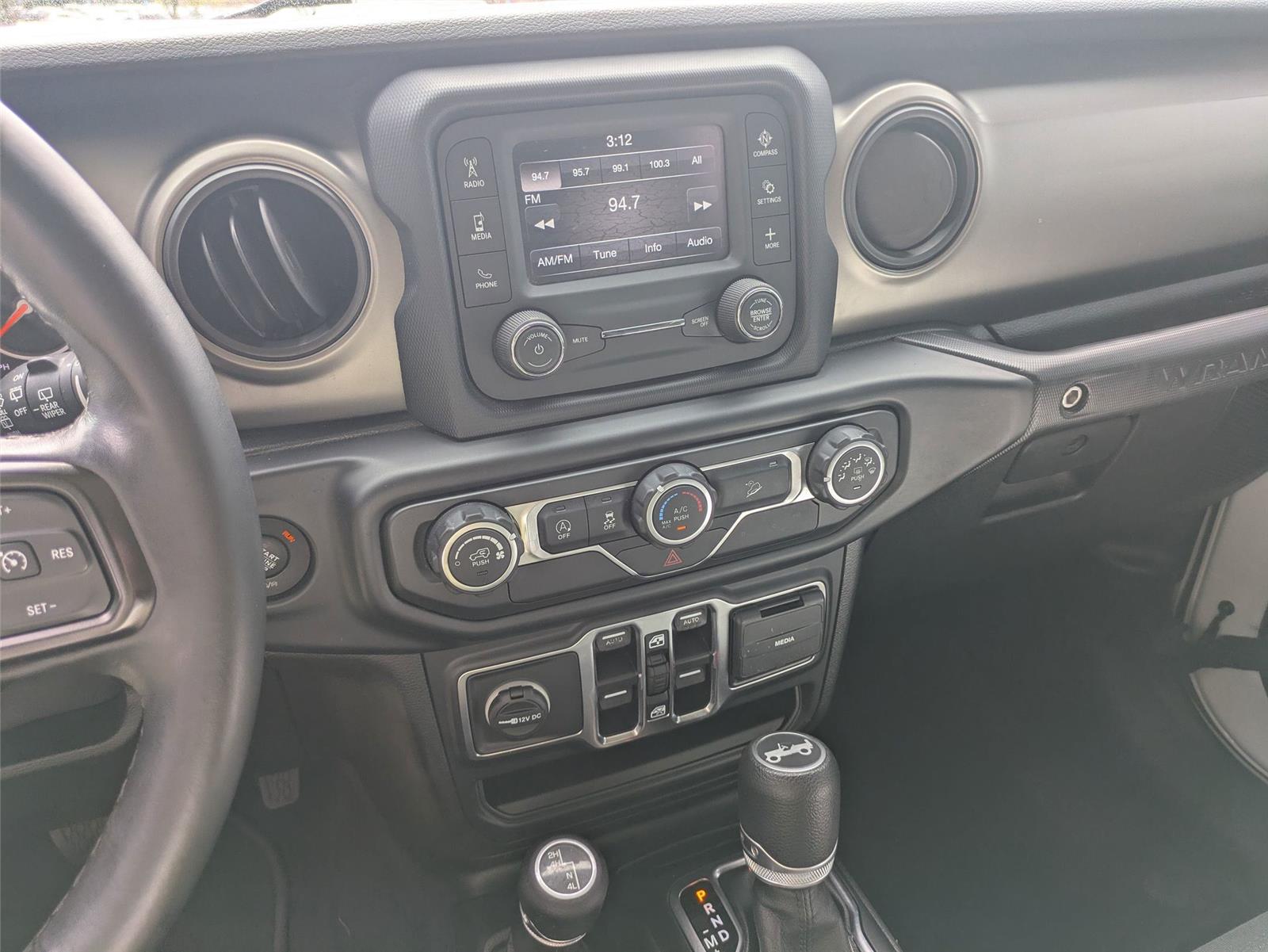 2019 Jeep Wrangler Unlimited Sport S photo 18
