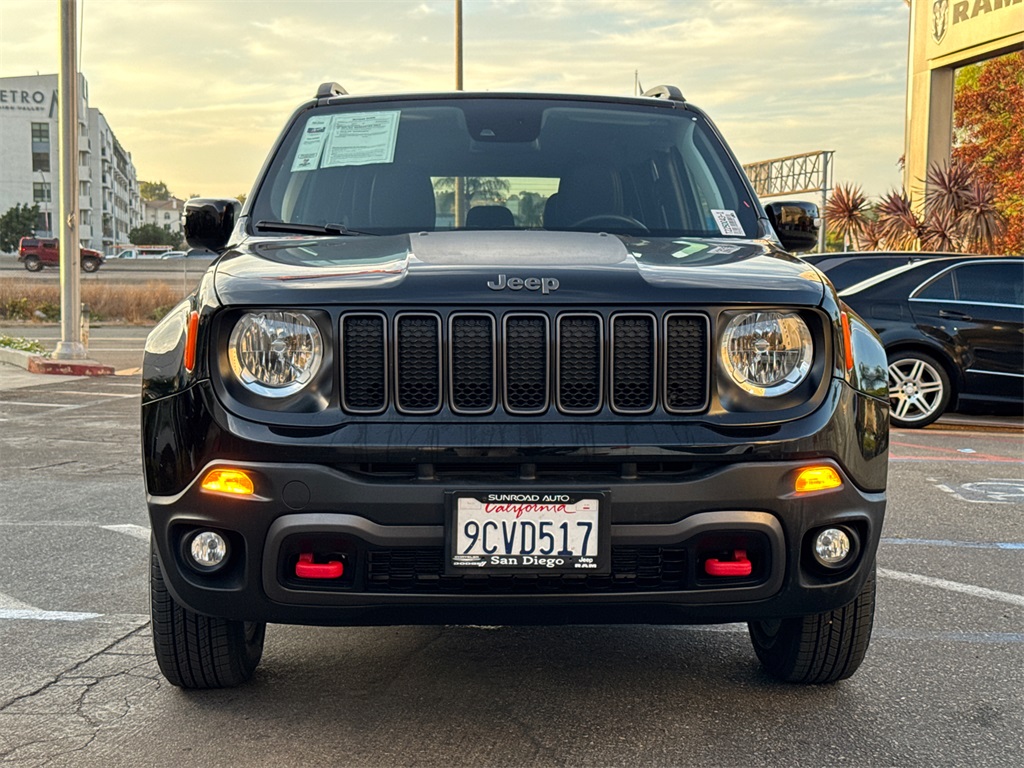 2022 Jeep Renegade Trailhawk photo 2