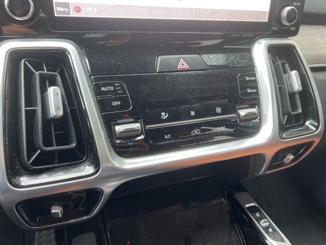 2022 Kia Sorento X-Line SX Prestige photo 26