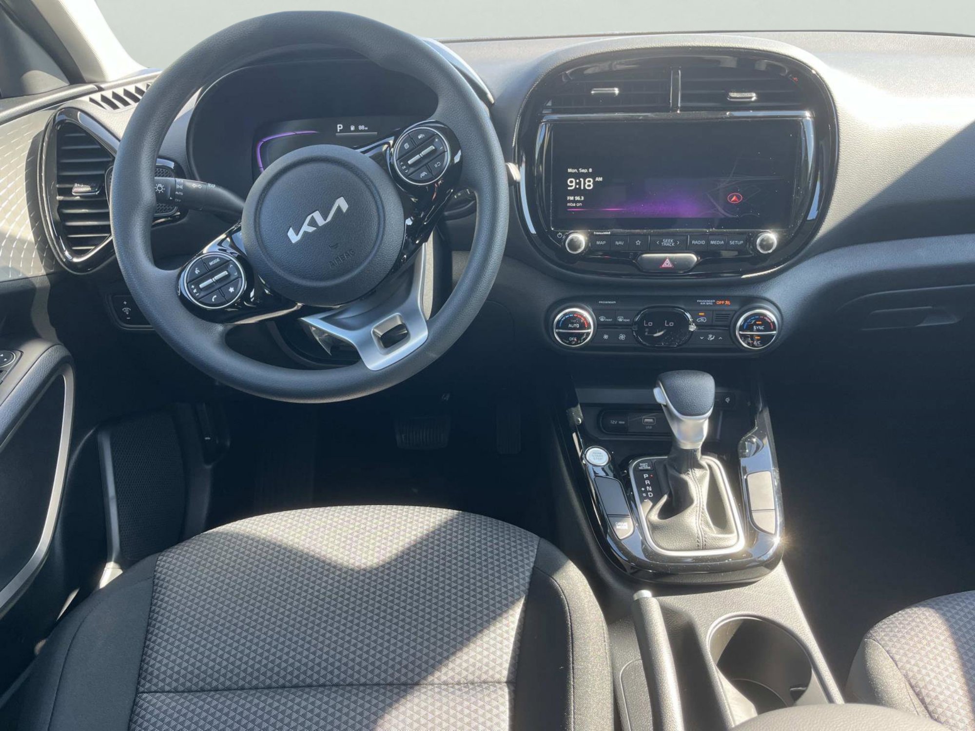 2025 Kia Soul S photo 13