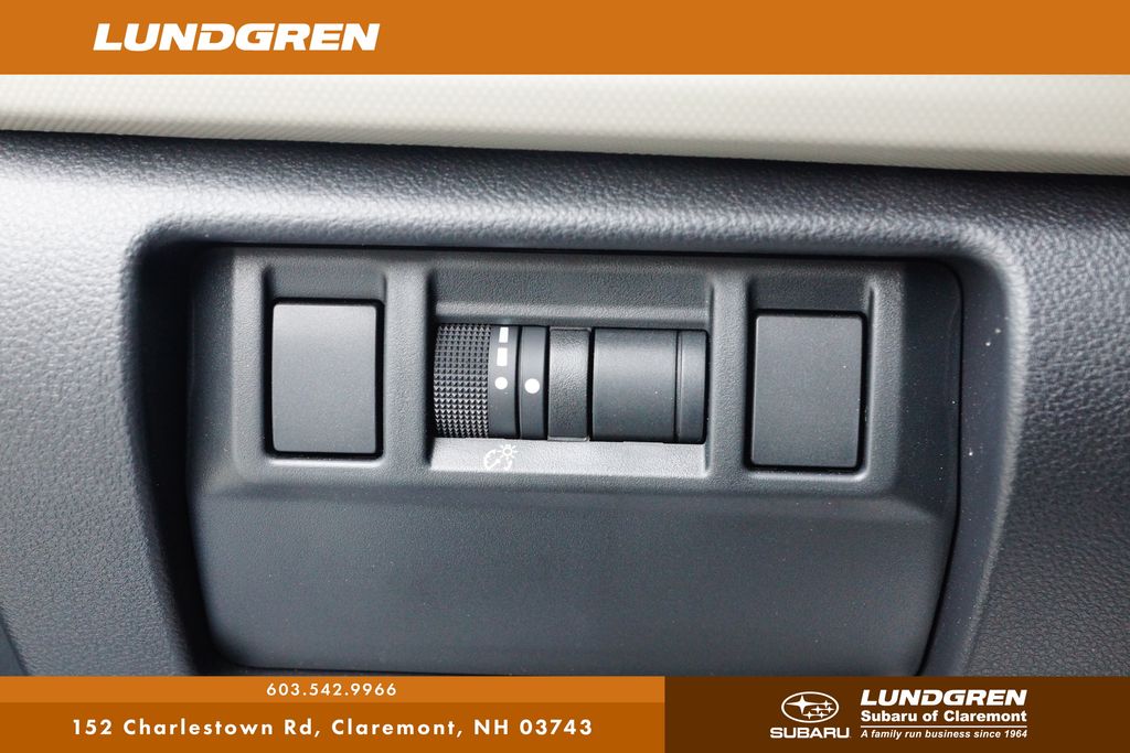 2025 Subaru Forester Base photo 10