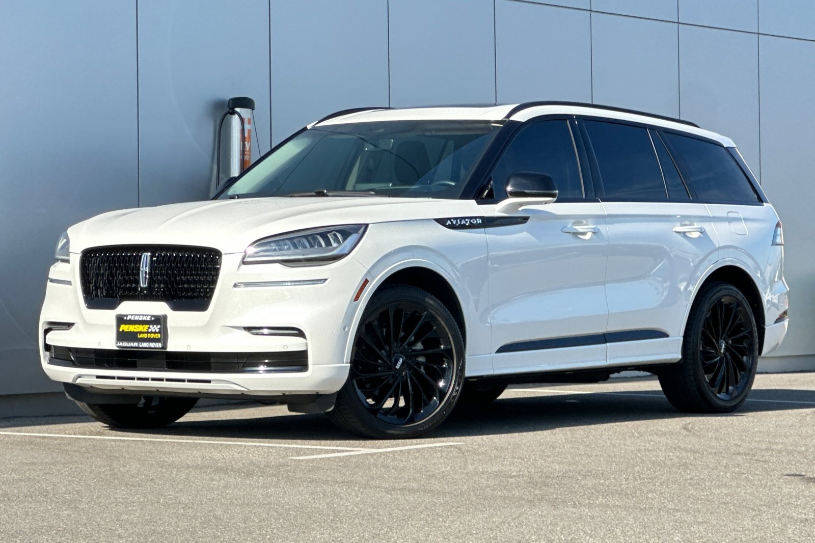 2023 Lincoln Aviator Reserve's photo