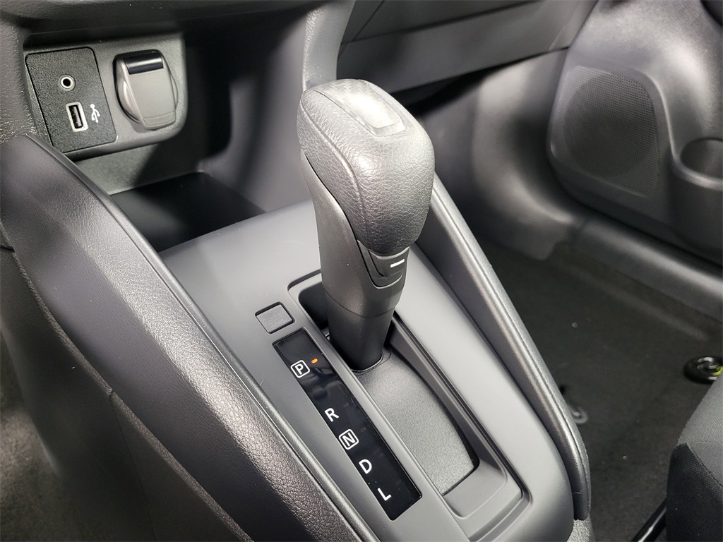 2024 Nissan Versa 1.6 S photo 18