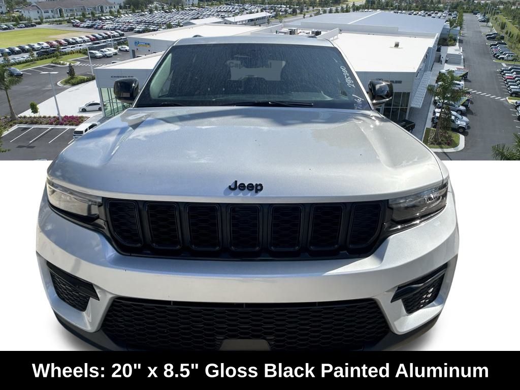 2025 Jeep Grand Cherokee Limited photo 8