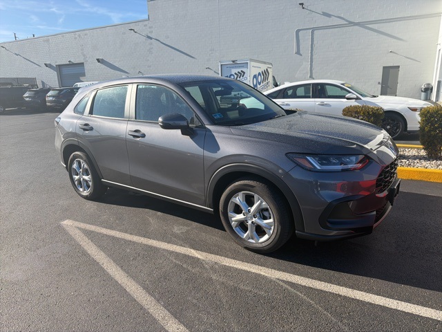 2025 Honda HR-V LX's photo