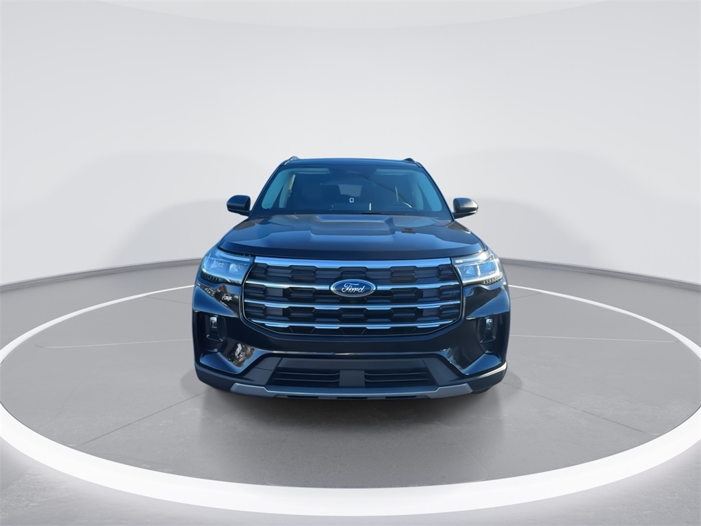 2025 Ford Explorer photo 3