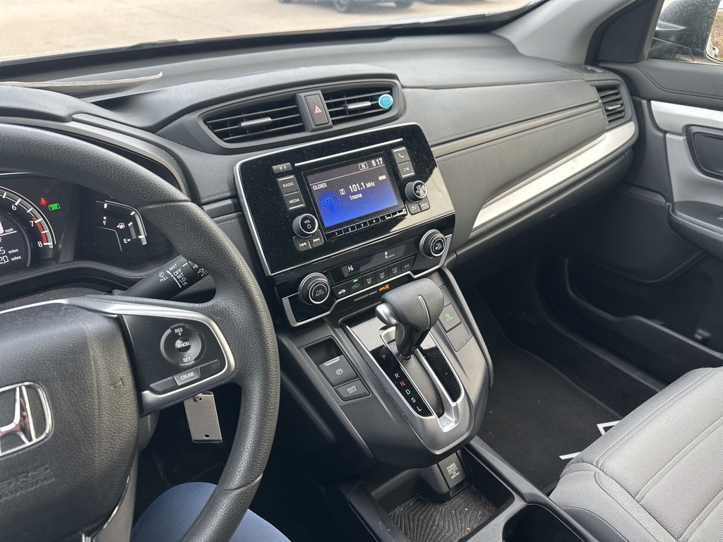 2017 Honda CR-V LX photo 3