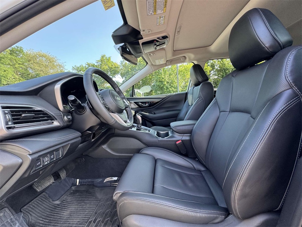 2025 Subaru Outback Limited XT photo 14