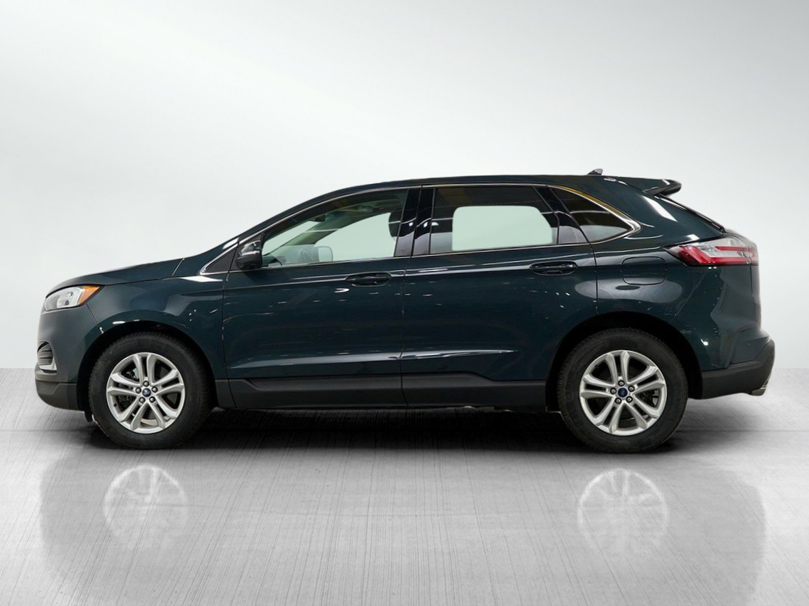 Used 2019 Ford Edge SEL with VIN 2FMPK4J90KBB23629 for sale in Burnsville, Minnesota