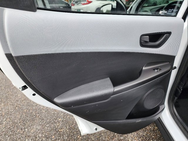 2020 Hyundai Kona SEL Plus photo 28