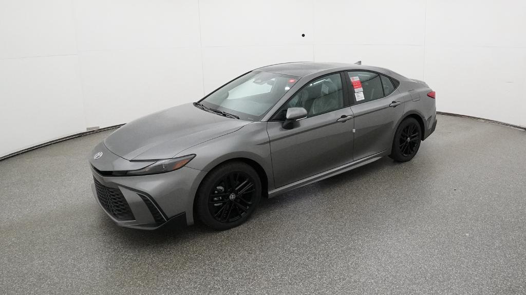 2026 Toyota Camry SE's photo