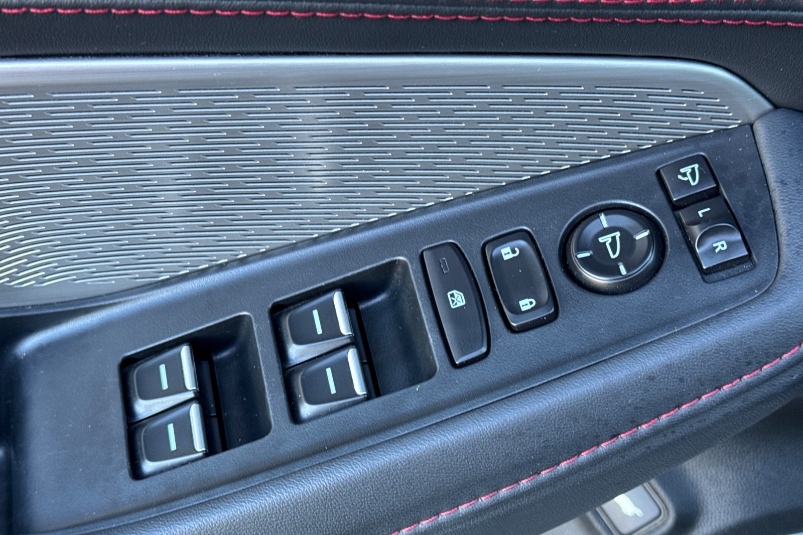2023 Acura MDX SH-AWD A-Spec photo 13