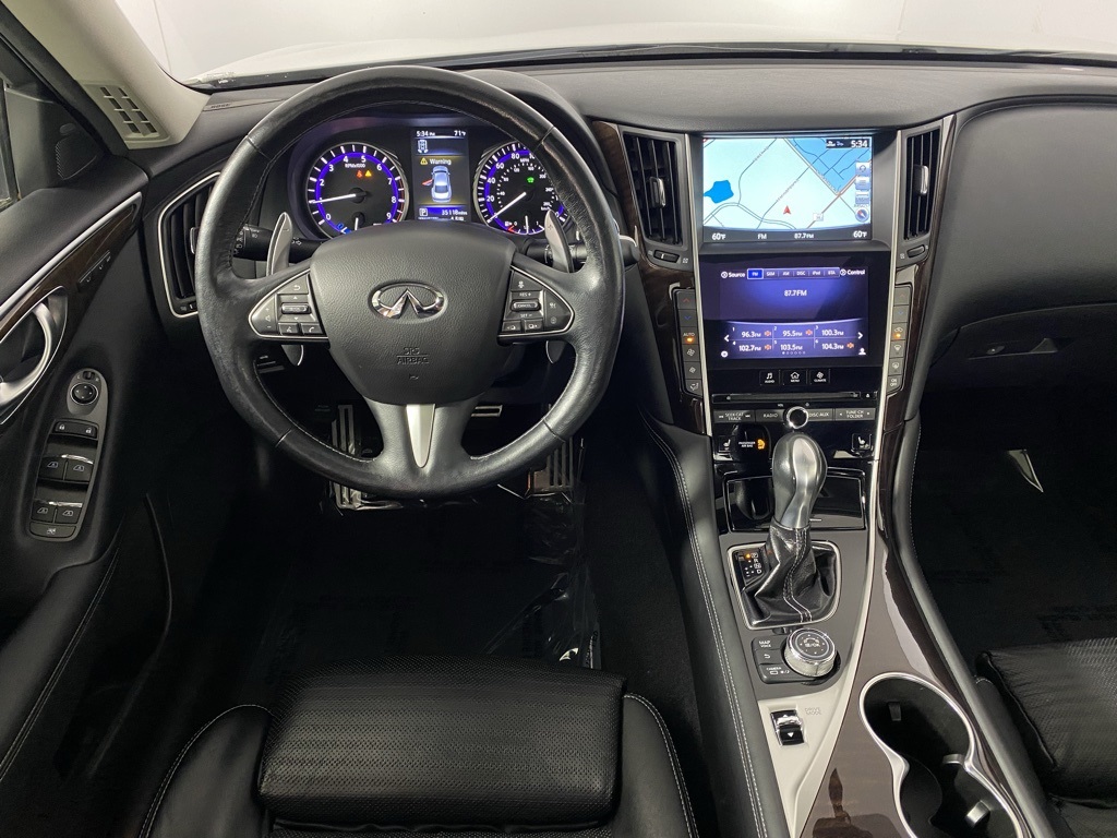 2014 Infiniti Q50 Hybrid Sport photo 22
