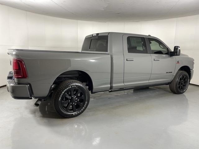2026 Ram 3500 Laramie photo 7