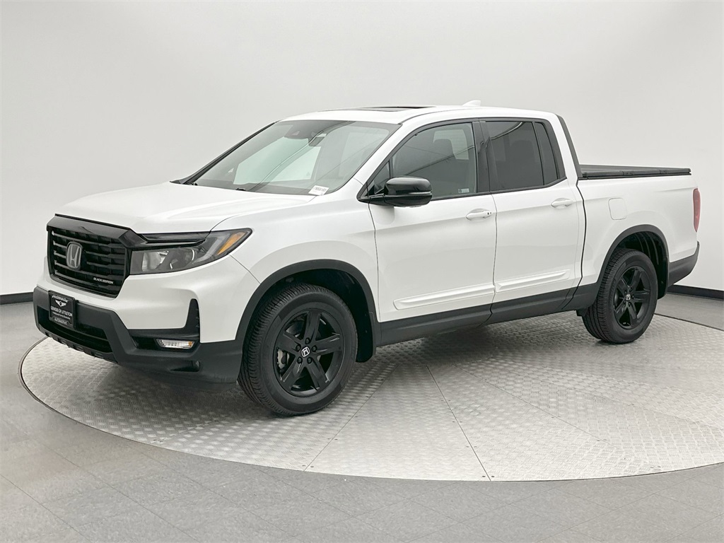 2021 Honda Ridgeline Black Edition's photo