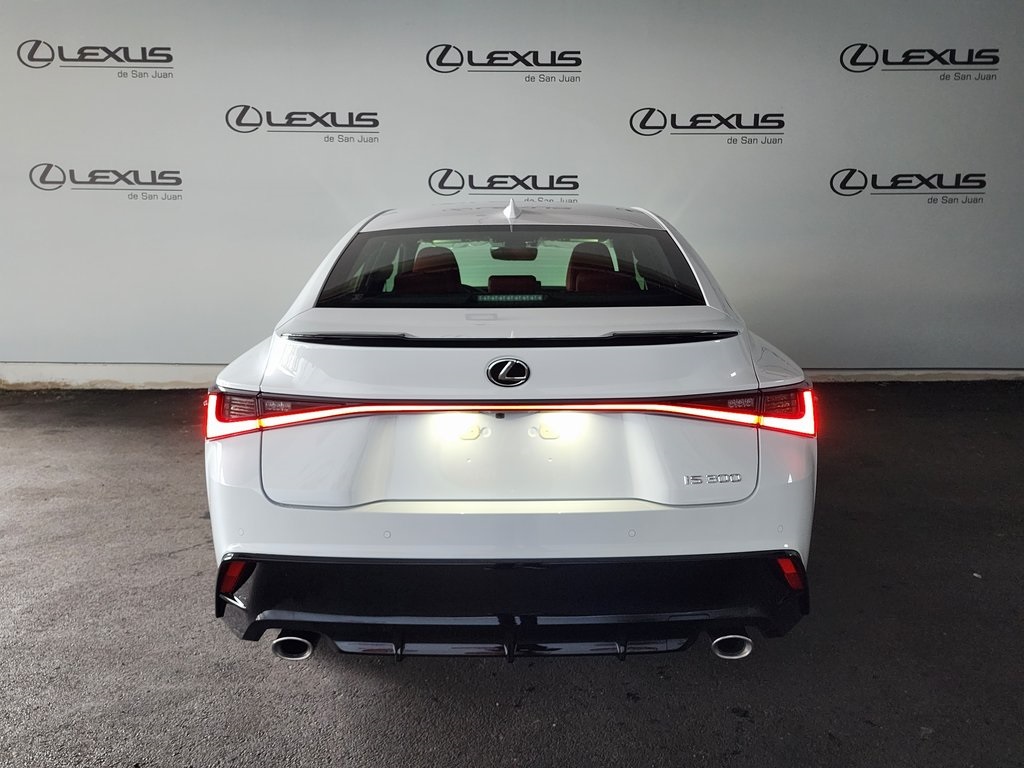 2025 Lexus IS 300 F SPORT photo 9