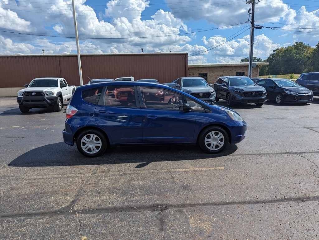Used 2011 Honda Fit Base with VIN JHMGE8H31BC009982 for sale in Dover, OH