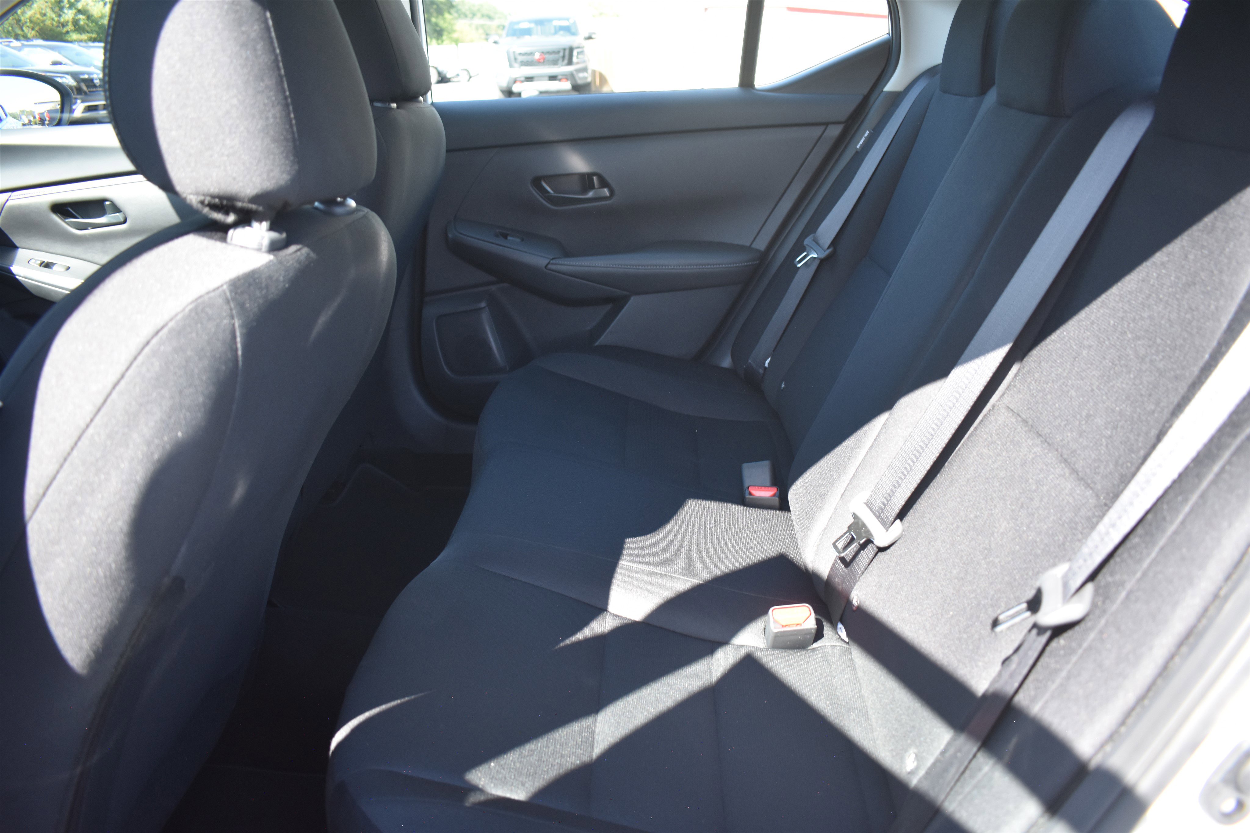 2025 Nissan Sentra S photo 7