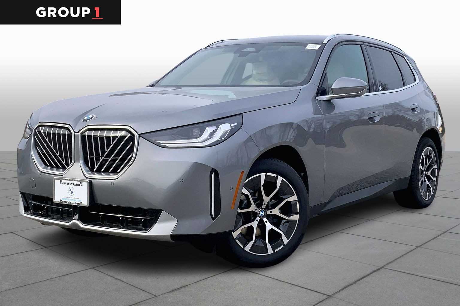 2026 BMW X3 30's photo