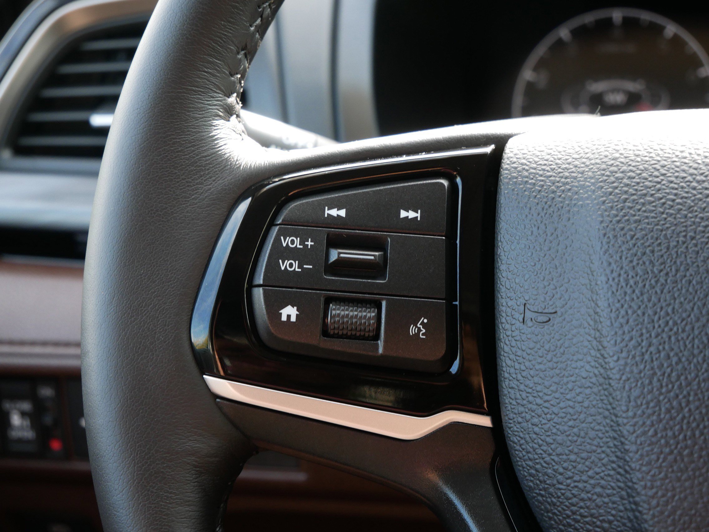2025 Honda Odyssey Elite photo 28