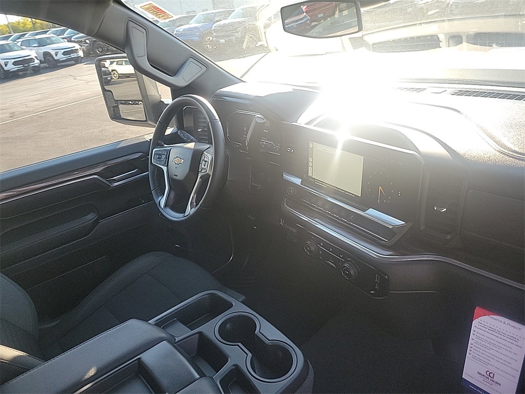 2024 CHEVROLET SILVERADO HD - Image 22