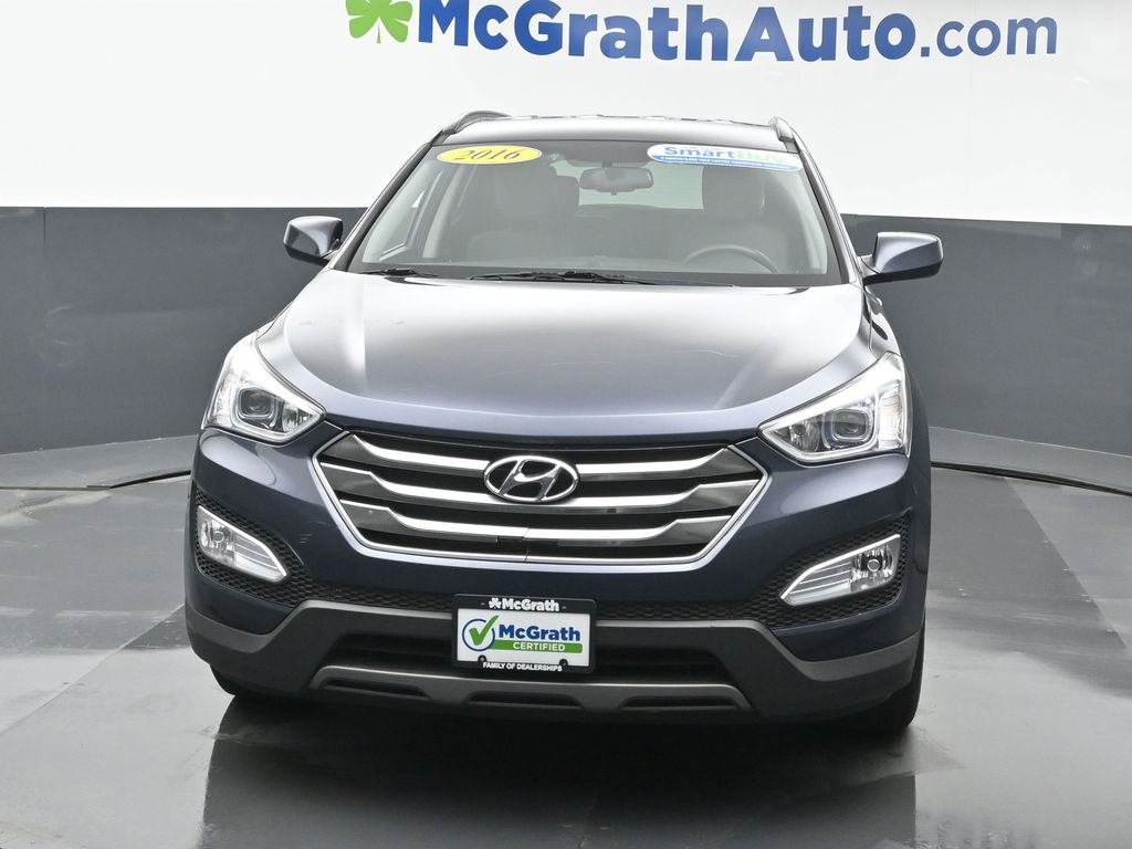 2016 Hyundai Santa Fe Sport Base photo 2