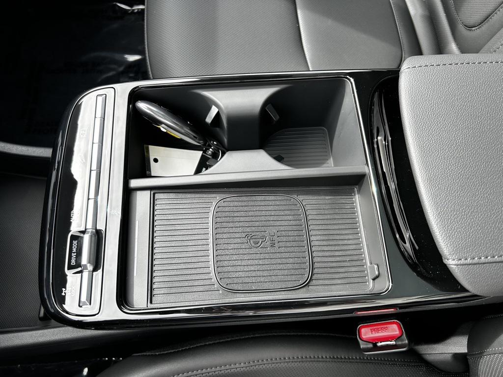 2025 Hyundai Tucson Hybrid SEL Convenience photo 18
