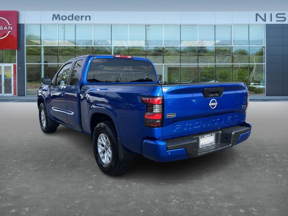 2024 Nissan Frontier SV photo 7