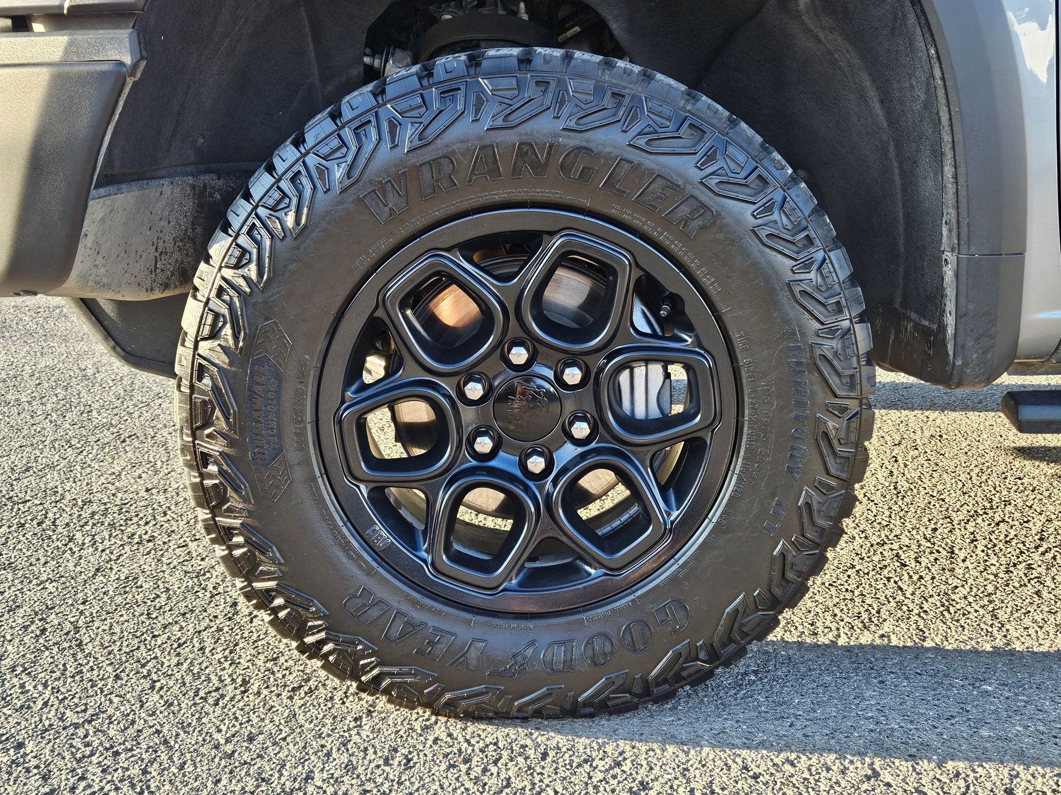 2024 Chevrolet Silverado 1500 ZR2 photo 10