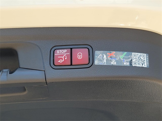 2026 Mercedes Benz GLE 450 4MATIC photo 8