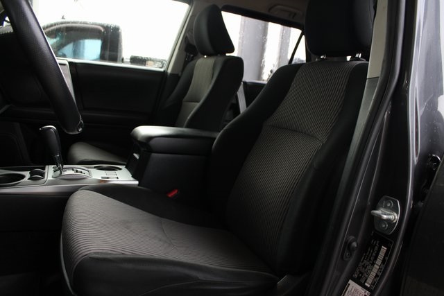 2021 Toyota 4Runner SR5 photo 23