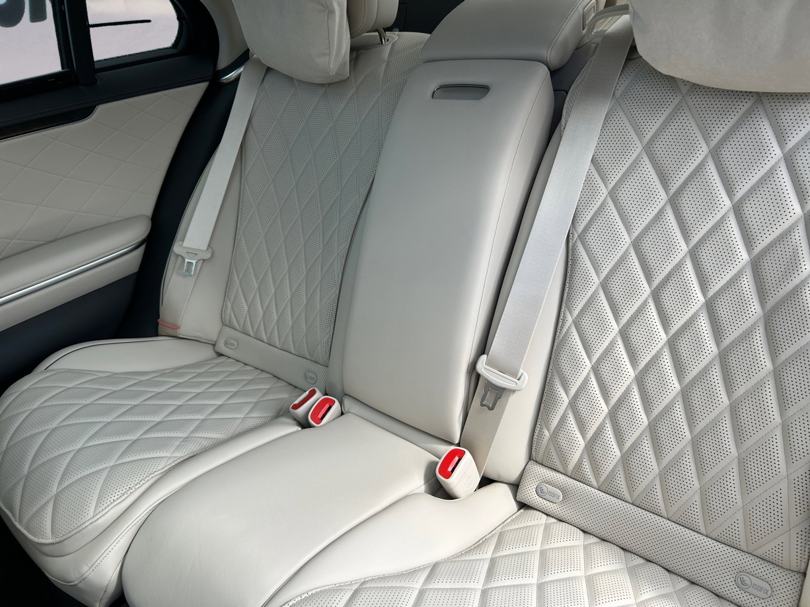 2026 Mercedes Benz S 580 4MATIC photo 12