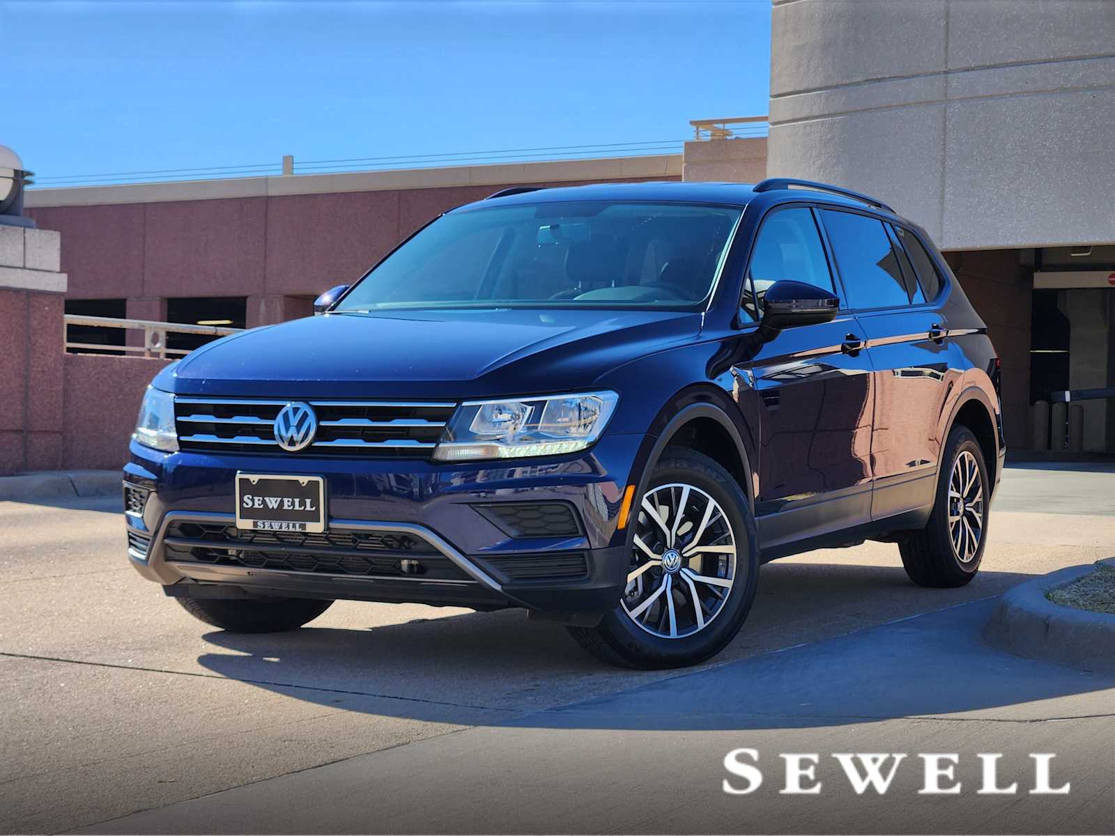 2021 Volkswagen Tiguan S's photo