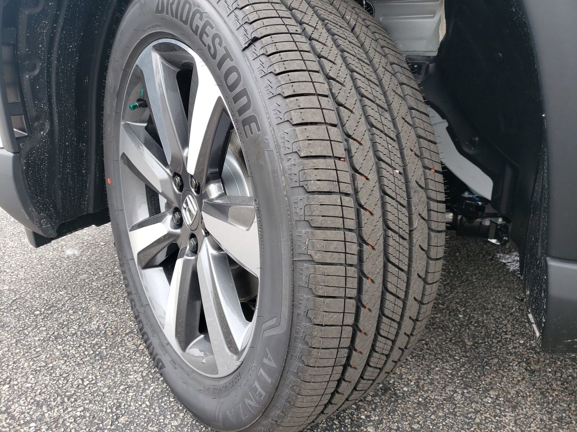 2025 Honda Pilot Touring photo 10
